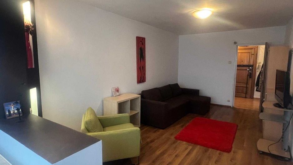 Apartament 3 camere de vanzare Drumul Taberei - Poză 1