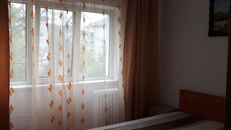 Decomandat si spatios zona Girocului - Poză 4