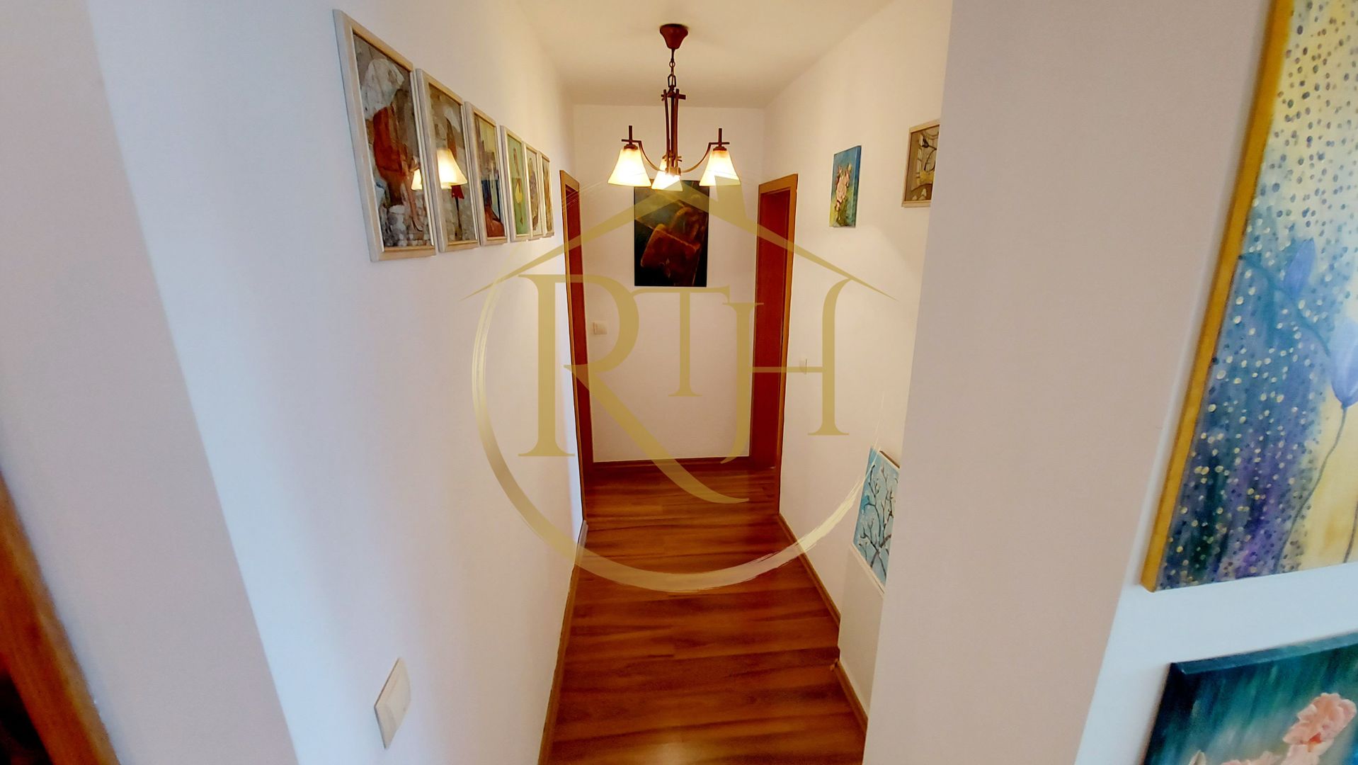 Oferim spre vanzare apartament cu 3 camere, aproape de Complex - Poză 12