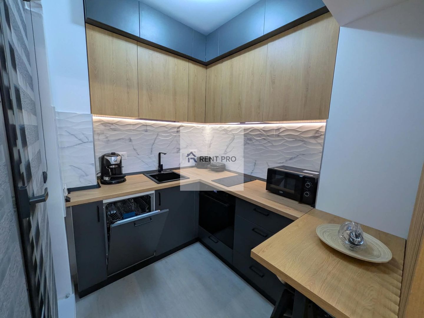 2 Camere Smart Lujerului Metrou Afi Mall Parcare Inclusa - Poză 4