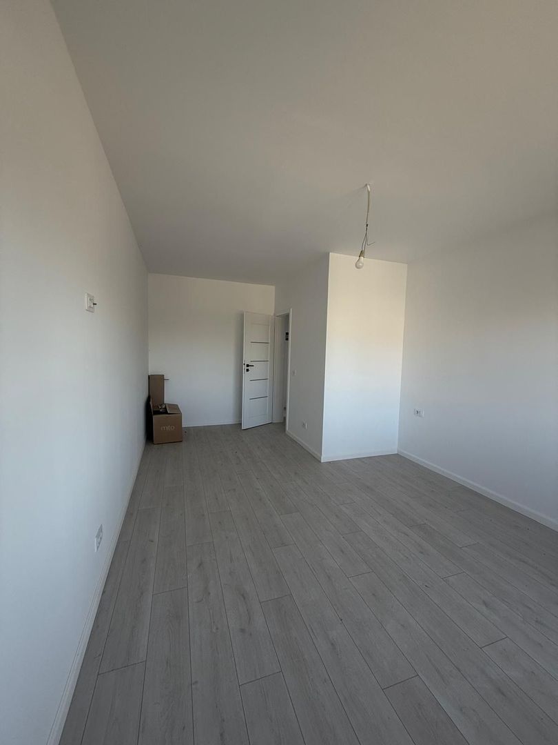 De vanzare – jumatate de duplex modern, parter + etaj | 150 mp utili | - Poză 13