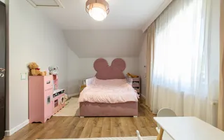 Casă superbă pentru familie în Lilieci – 133 mp utili, 500 mp teren - Poză 25