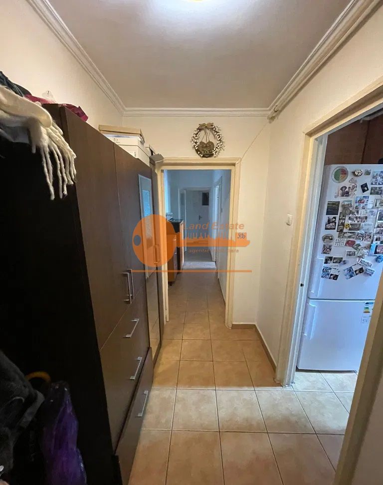 Apartament cu 3 camere in zona AFI Cotroceni - Poză 1