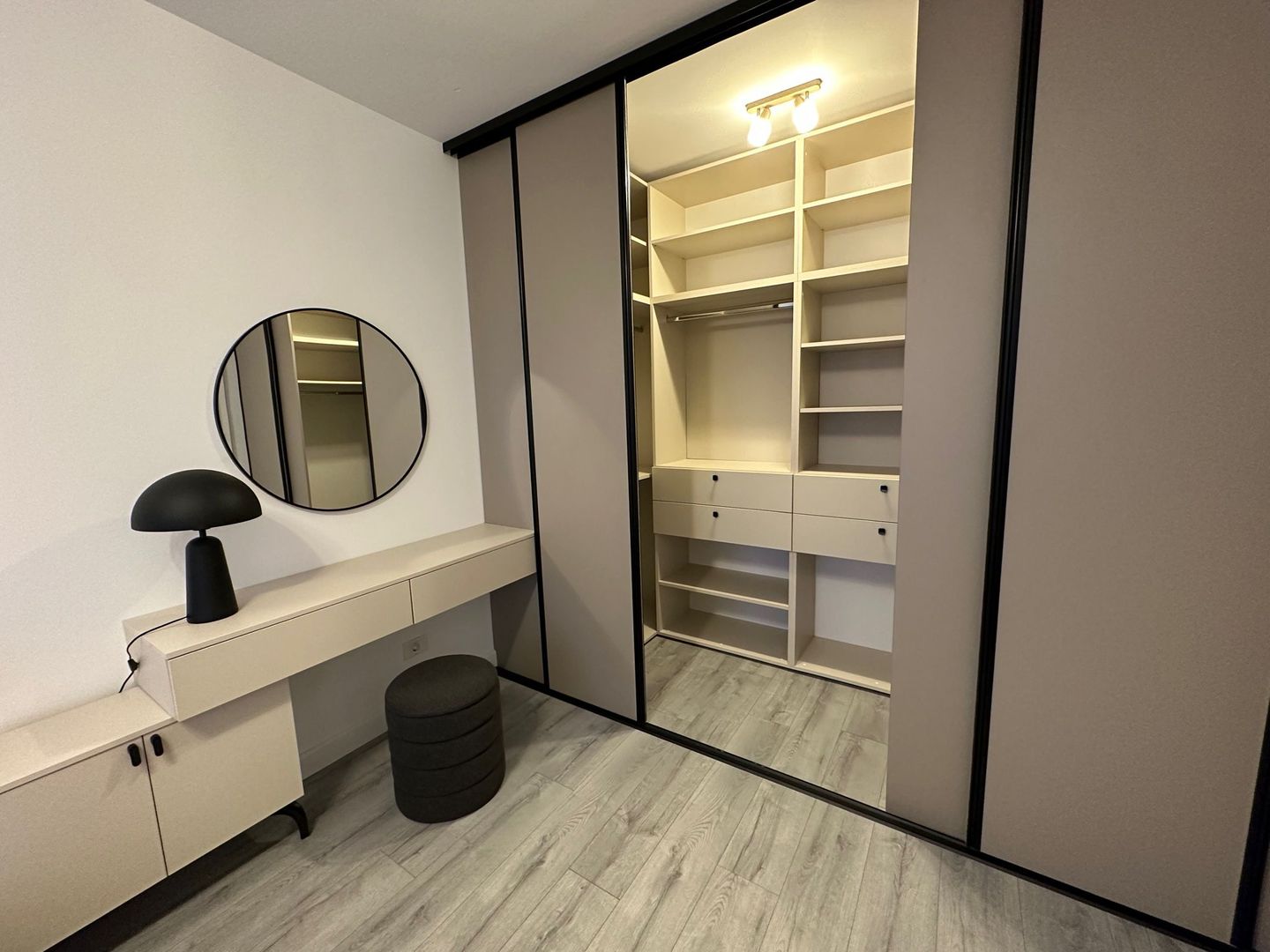 Apartament 2 camere cu parcare subterana - Poză 10