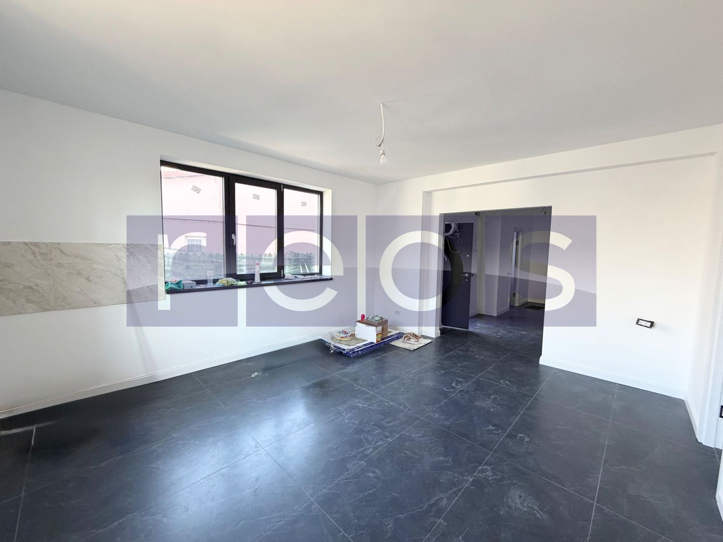 VILA INDIVIDUALA P+1+M | 284 MP UTILI | 5 DORMITOARE | ZONA BUCURESTII NOI - Poză 9