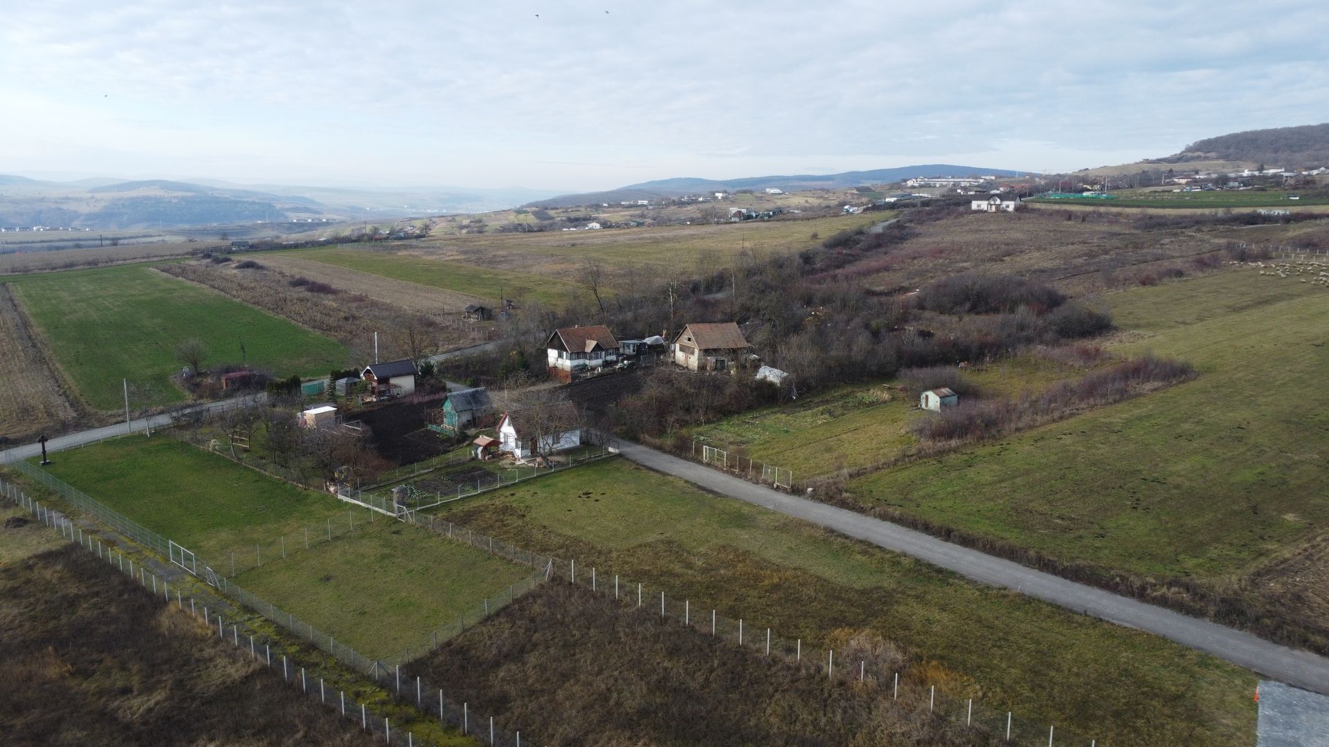 Teren 19.375 mp Dâmbu Rotund. Potențial rezidențial. Extravilan - Poză 6