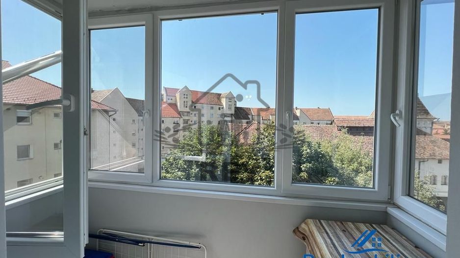 Apartament decomandat de vânzare zona Bâlea 2 camere 2 balcoane - Poză 8