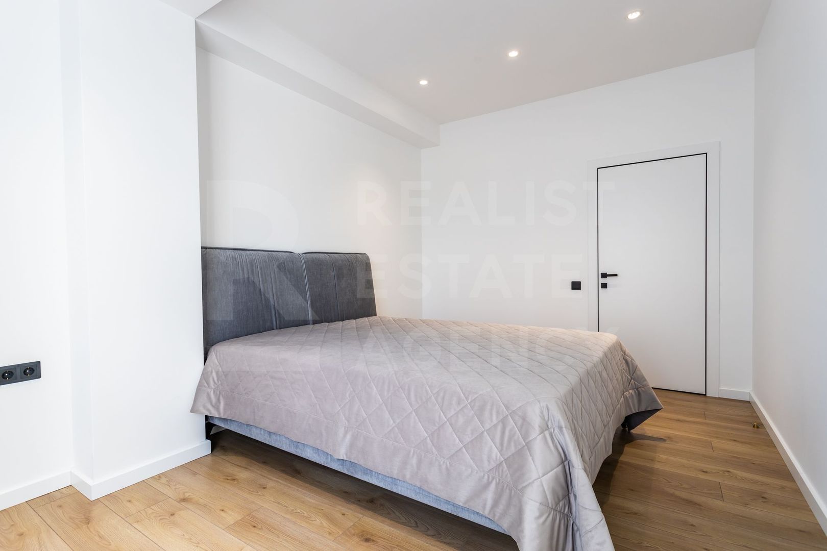 Chirie apartament, 2 camere, str. Mitropolit Varlaam, Centru - Poză 6