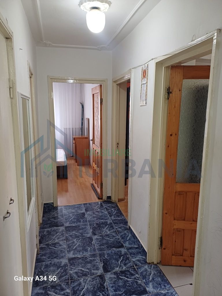 Apartament 2 camere decomandat – Alexandru cel Bun, etaj intermediar, centrală termică proprie - Poză 1