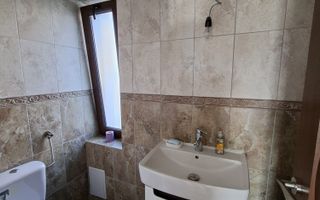 Casa intabulata 5 camere 2 bai si curte generoasa in Bavaria Park - Poză 14