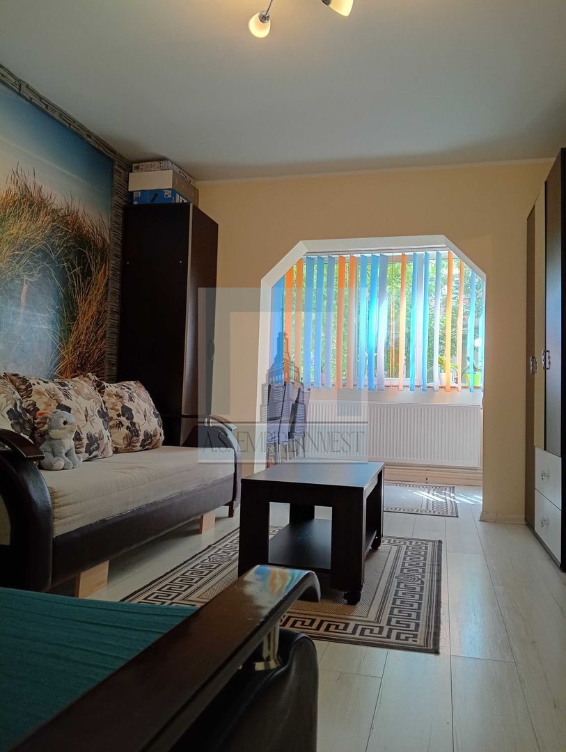 De vânzare apartament 2 camere, decomandat - zona Astra - Poză 1