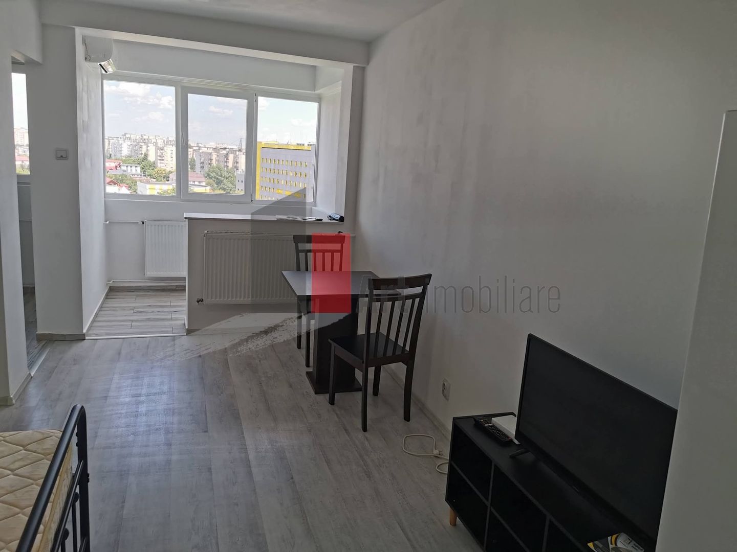 Garsoniera Brancoveanu utilata si mobilata - Poză 4