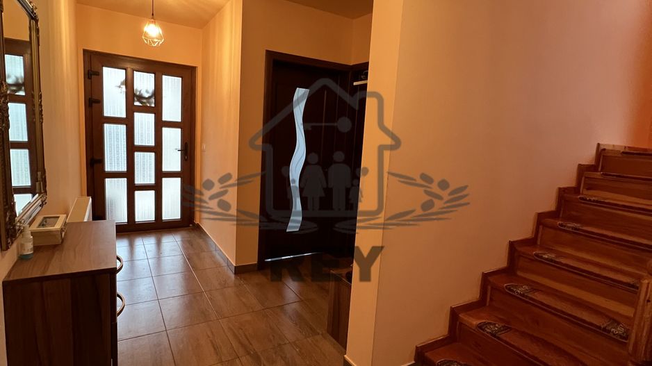 Casa Unifamilială 5 camere de vânzare SIBIU / Loc. Șura Mică - Poză 9