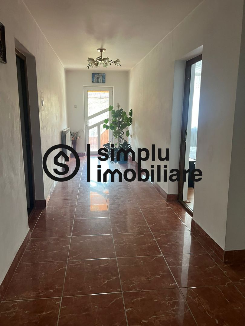 Vila S+P+1+M Lapus, str Paunitei - Poză 61