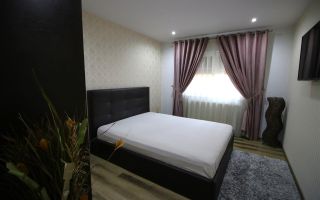 MIROSLAVA CASA EXCLUSIVISTA LA CHEIE LUX STIL MEDITERANEAN MOBILATA - Poză 19