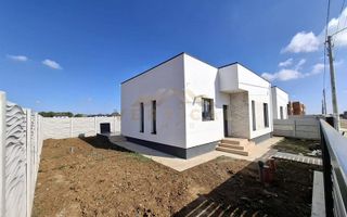 PROMOTIE!!! Casa de vanzare la 3 min de bld principal - Poză 1