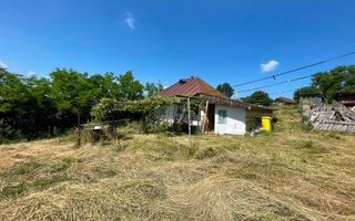 Casă bătrânească cu teren de 3.200 mp în Hertioana de Jos, jud.Bacău - Poză 3
