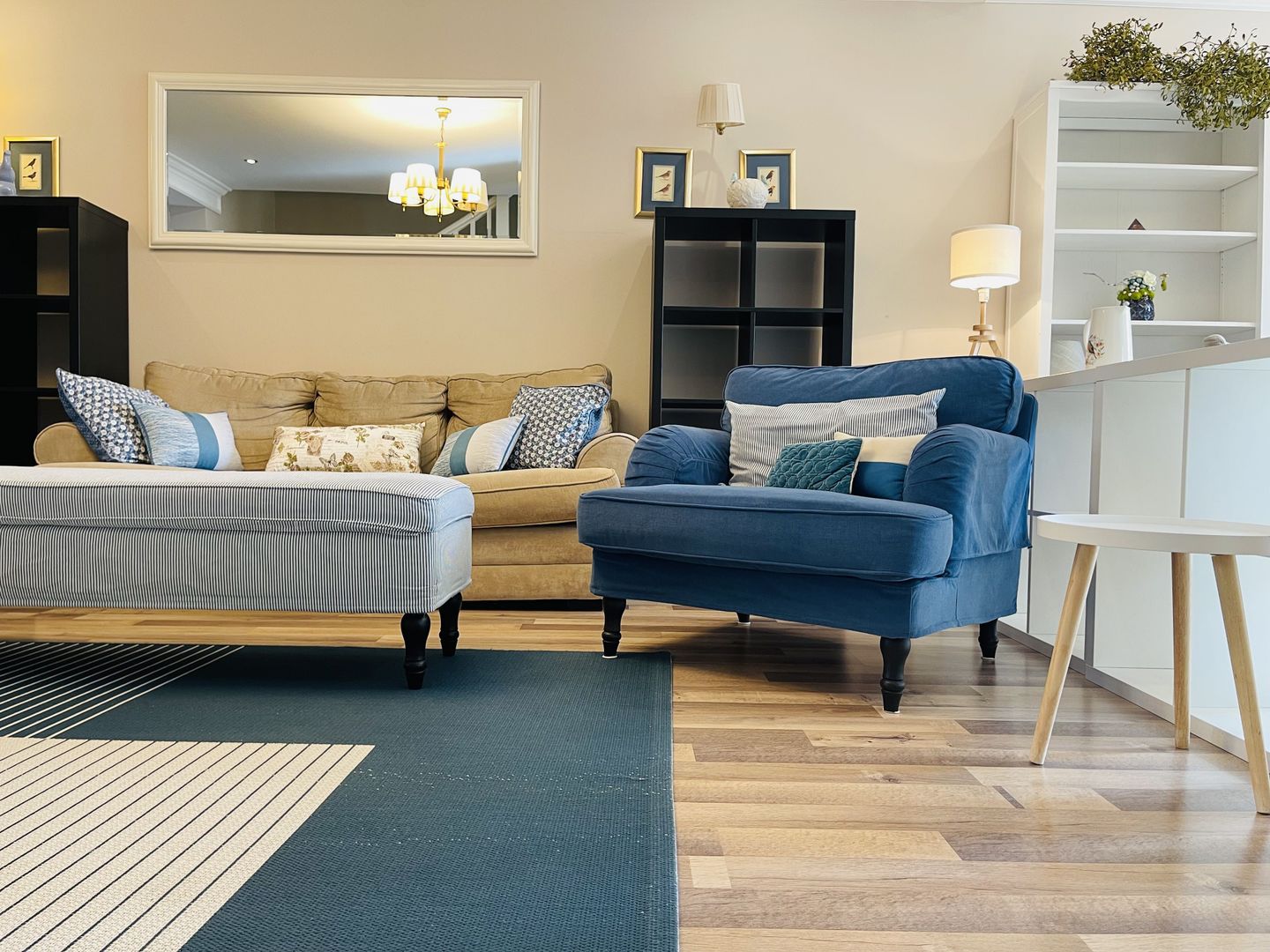 OFERTA REZERVATA - De inchiriat Casa cu Garaj - Segmentul Lux - Dumbravita - Poză 3