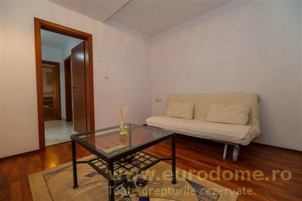 Exclusivitate - La 7 minute de Parcul Central si Drumul Poienii, imobil la cheie - Poză 2