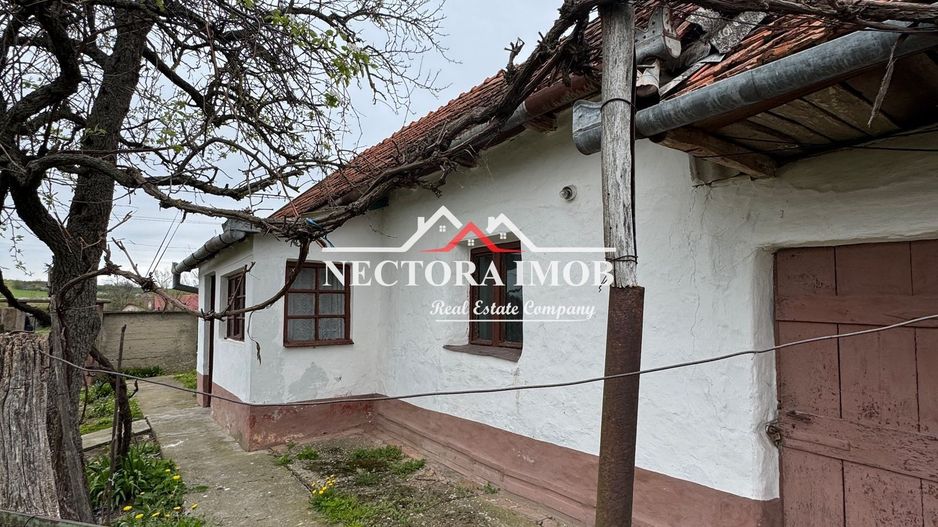 Casa 2 camere 70 mp, in CETARIU cu 2117 mp teren, la 15 km de Oradea - Poză 2