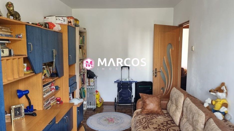 Apartament 2 camere decomandat, et.2, Central, ID 937 - Poză 2