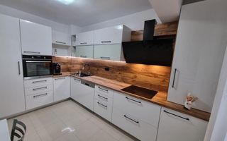 De vanzare Apartament 3 camere Eroii Revolutiei, Oraselul Copiilor - Poză 5