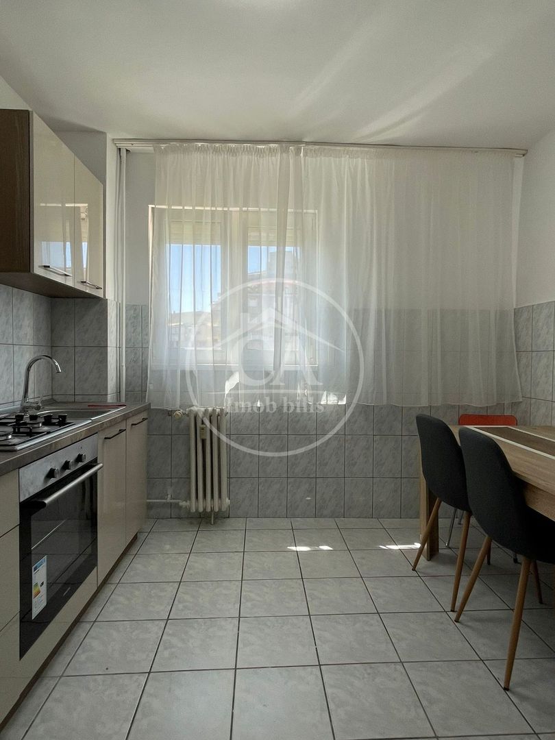 Apartament cu 3 camere de inchiriat in zona Dacia, Oradea - Poză 11