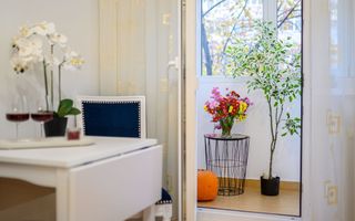 Inchiriez Garsonieră modernă, costuri mici, AC, balcon, 7 min metrou - Poză 5