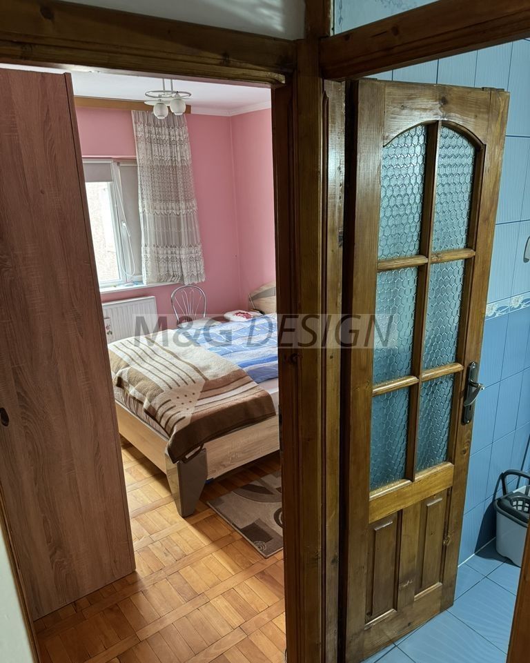 Apartament 2 camere Aradului etaj 1 cu centrala - Poză 11