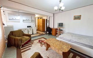 Garsoniera de vanzare, zona Lupeni - Poză 2