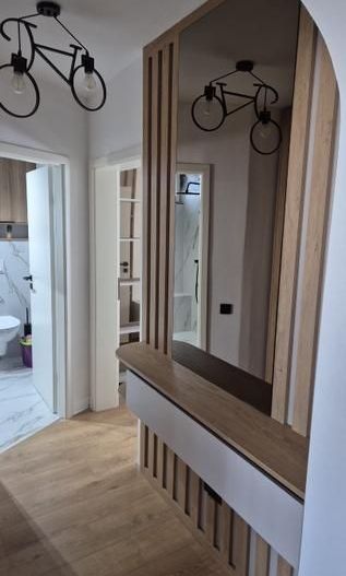 Vanzare Apartament 3 camere, Colentina 45, complet renovat si utilat - Poză 3