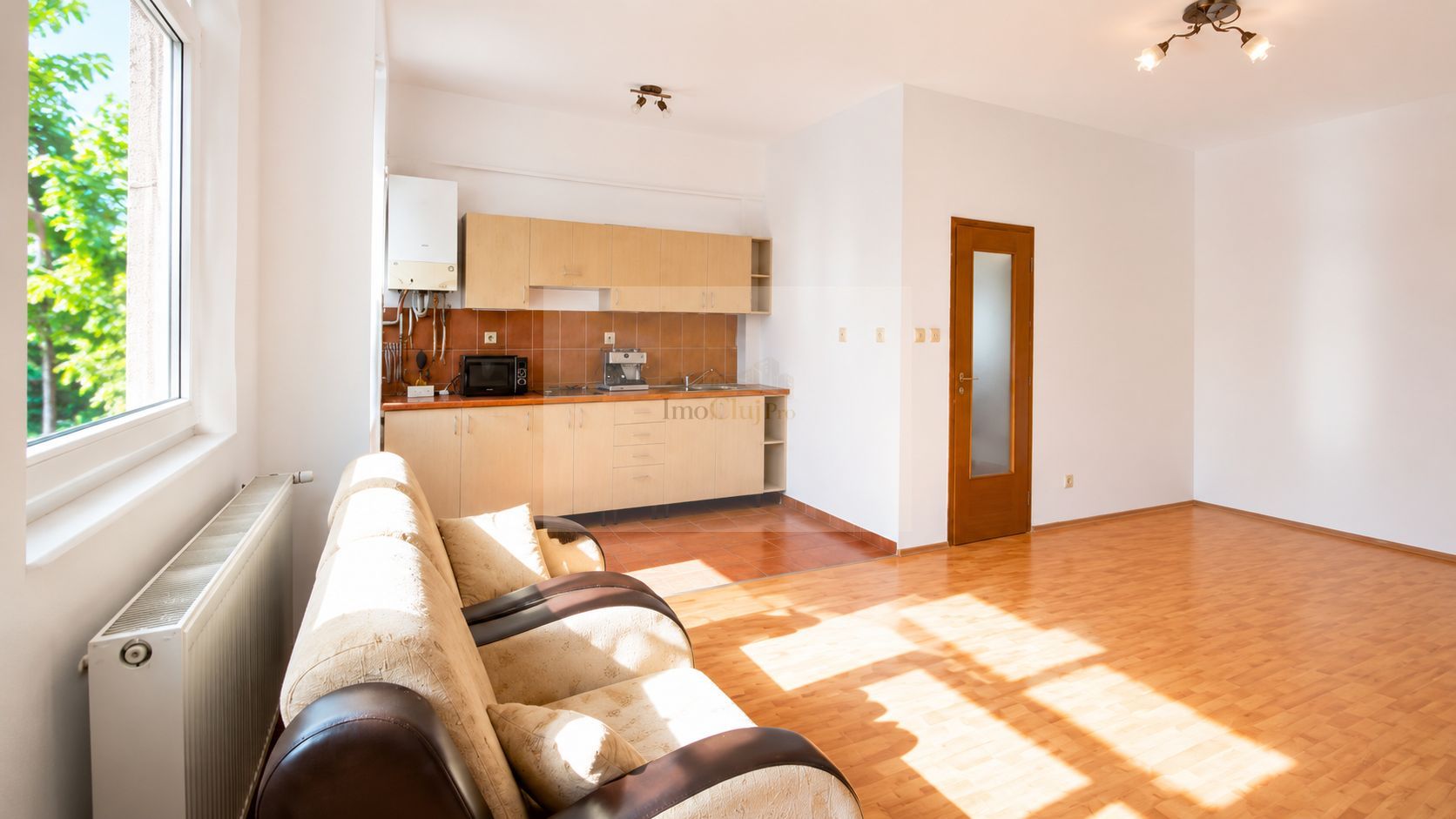 Comision 0! Oportunitate investiție! Apartament 2 camere, zona Petrom - Poză 1