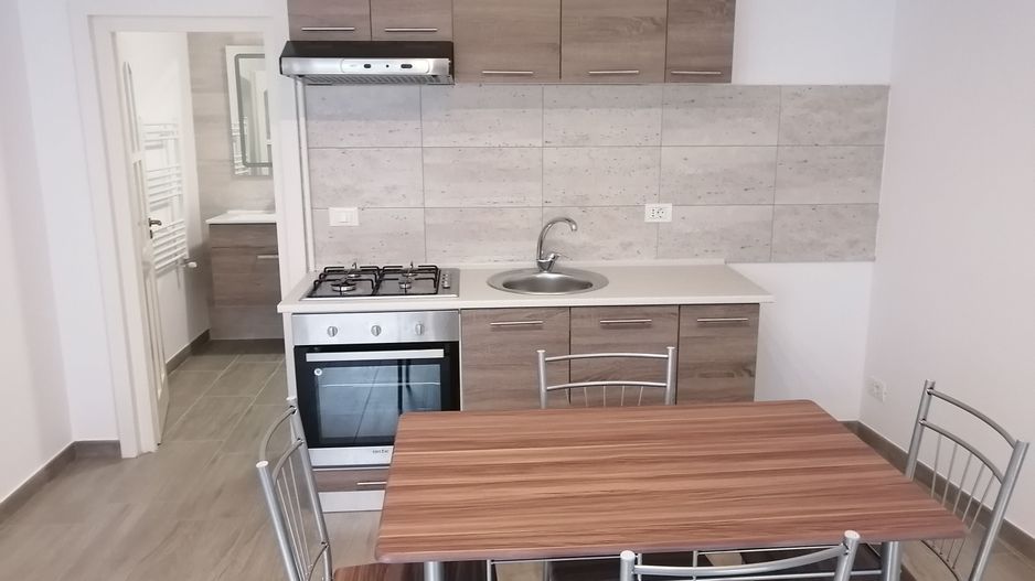 Vânzare apartament spatios,  in zonă ultracentrală - Poză 6