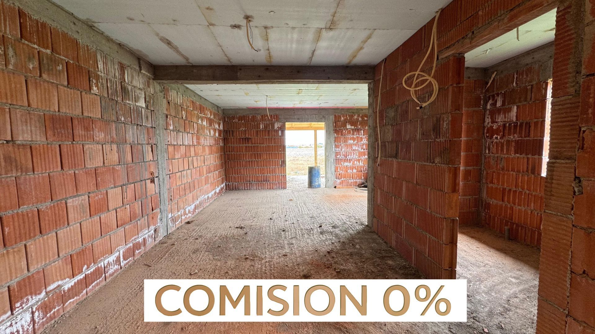 COMISION 0 | Duplex pe parter | 3 camere | 90 mp utili | La cheie{} Șag - Poză 1