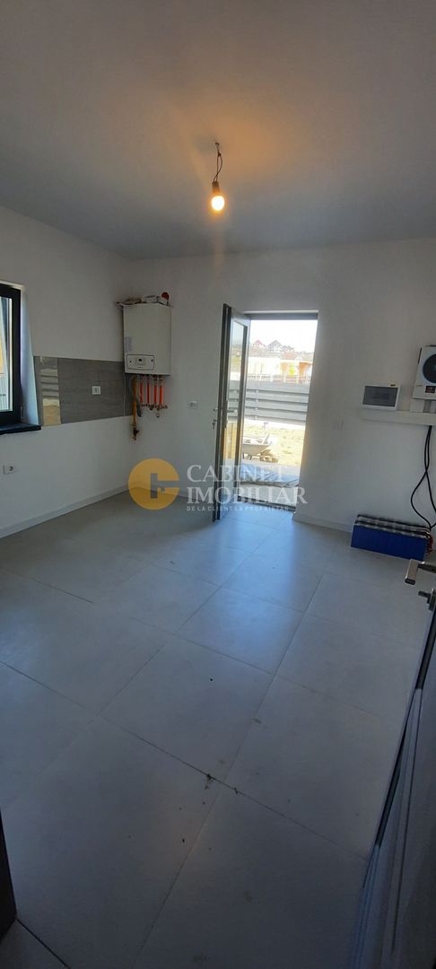 🏡 Casă Plan Parter, Poziție excelentă în Hlincea - 128.000 Euro 🏡 - Poză 6