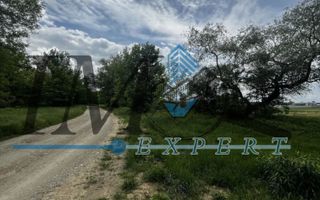 Teren de vânzare in Lancram lângă pădure - Poză 1