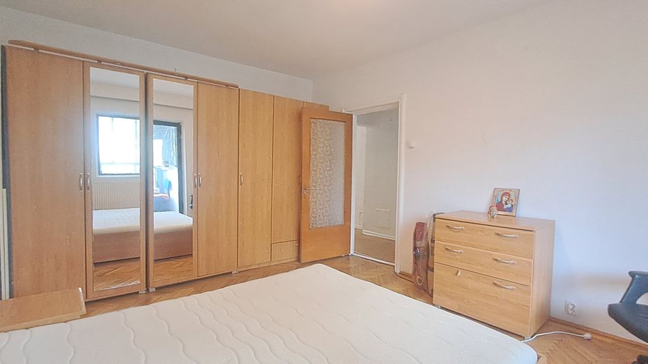 3 camere | Decomandat | Centrala proprie | Parcare - Poză 9