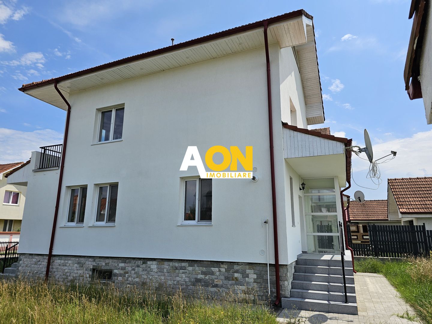De vanzare casa 3 camere, 802mp teren, Cetate - Poză 2