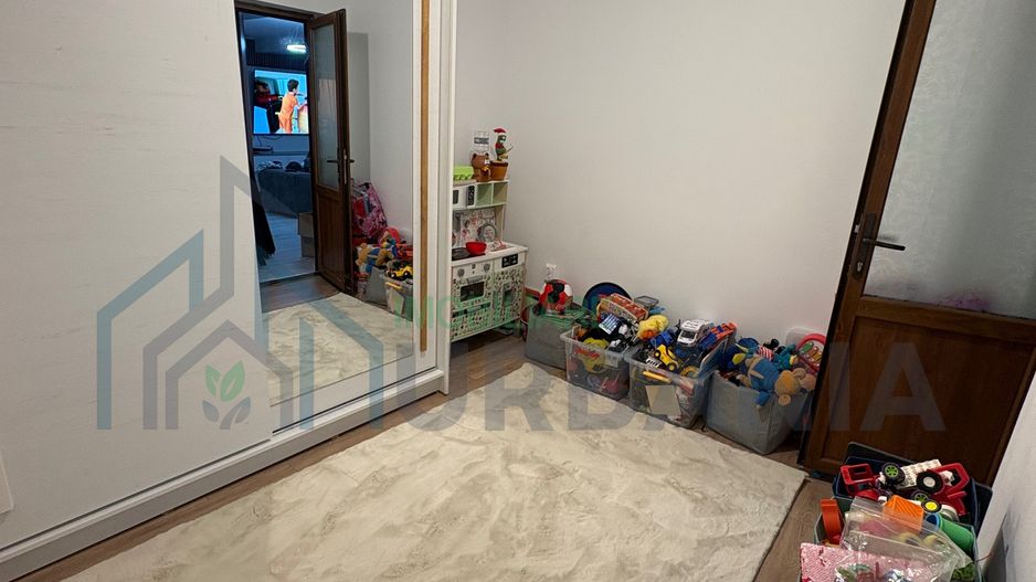 Apartament 3 camere, parter, 59 mp, cu intrare separată, grădină și parcare, Visan - Poză 2