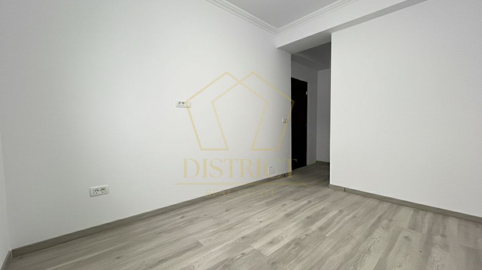 Duplex cu 5 camere, bucatarie inchisa, la cheie | Giarmata - Poză 9