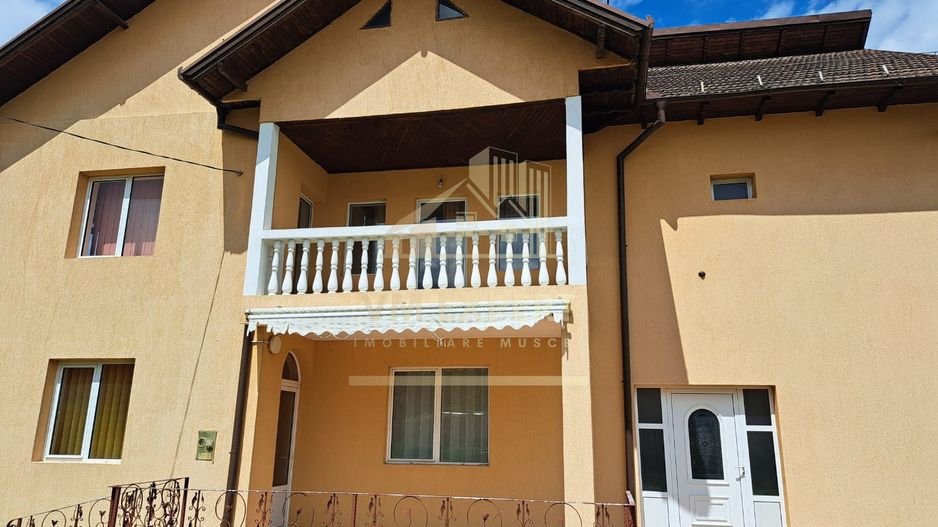 VILA 8 CAMERE, TEREN 1500 MP, BUGHEA DE SUS, ARGES - Poză 5