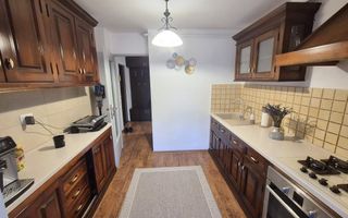 Apartament 3 camere, decomandat, et.1, Ampoi 3 - Poză 4
