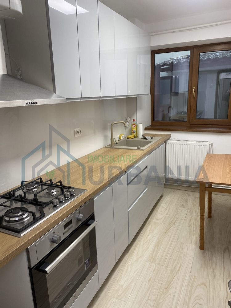 Apartament 3 camere, Piata Unirii Iasi, bloc Gulliver - Poză 1