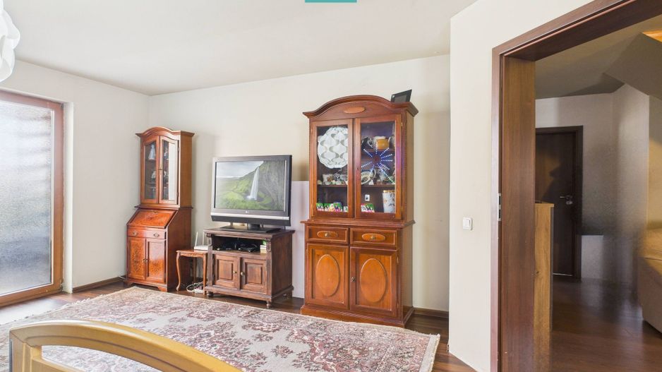 Două locuințe individuale pe 512 mp –  in GIROC - Poză 13