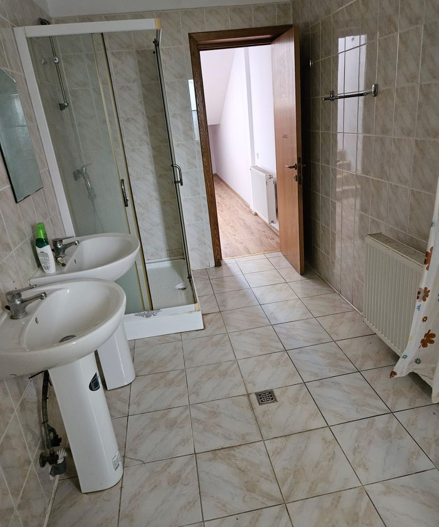 Vila,Parter+Etaj comuna Berceni 169000 eur - Poză 21