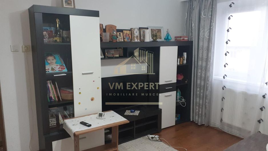 APARTAMENT 2 CAMERE,CF. 1, SEMIDECOMANDAT, ET. 4, CAMPULUNG-ROTUNDA - Poză 1