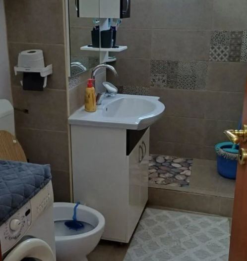 Dambovita | 3 Camere | Bloc Izolat | Centrala Termica. - Poză 7