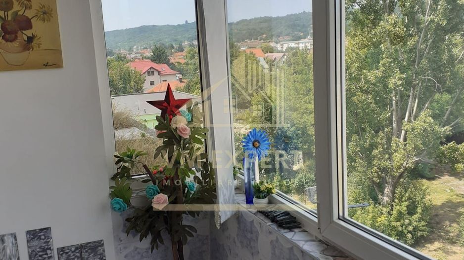APARTAMENT 2 CAMERE, ETAJ 4, BLOC DE CARAMIDA, CAMPULUNG - Poză 6