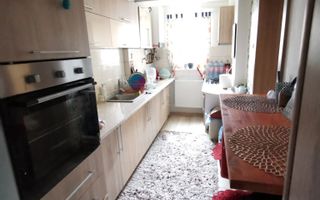 Apartament 3 camere, Cetate, etaj intermediar - Poză 12