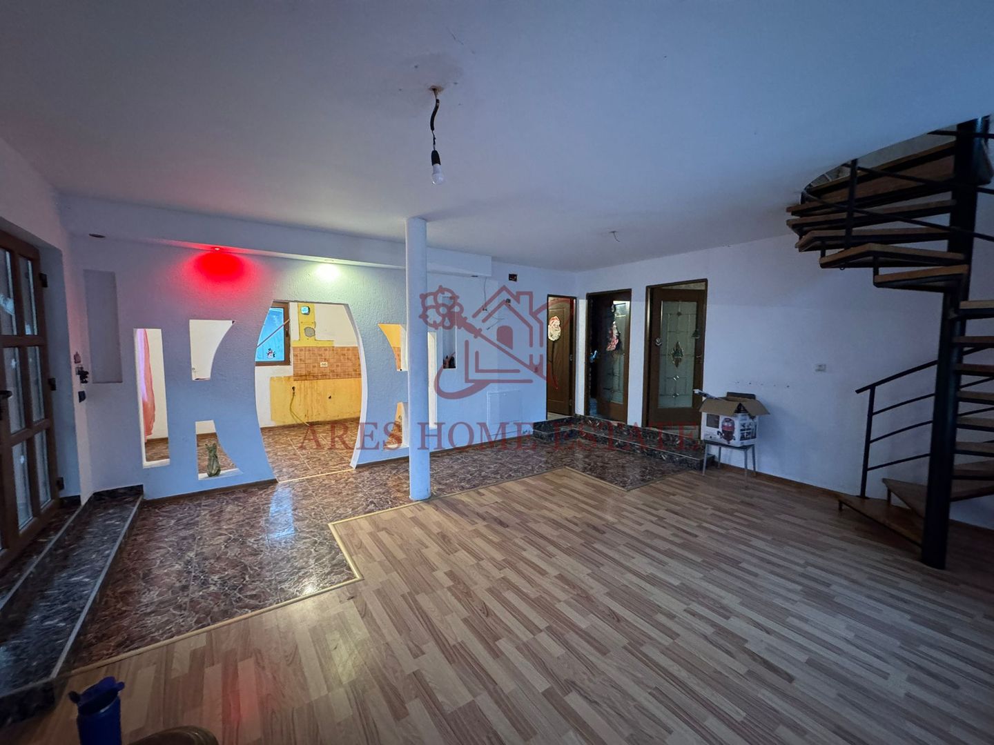 Casă 7 camere + spațiu comercial 55 mp – Orțișoara, 0% comision - Poză 8